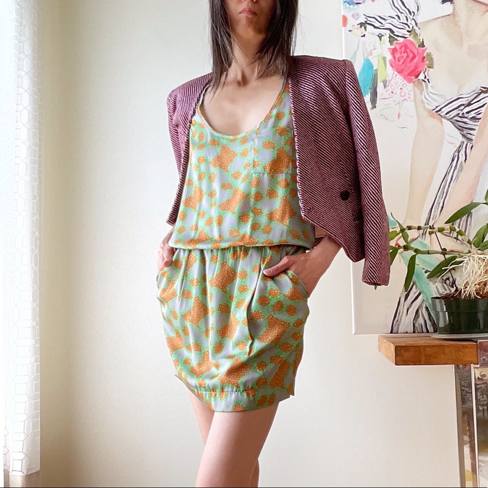 Abstract Print racer back silky mini
